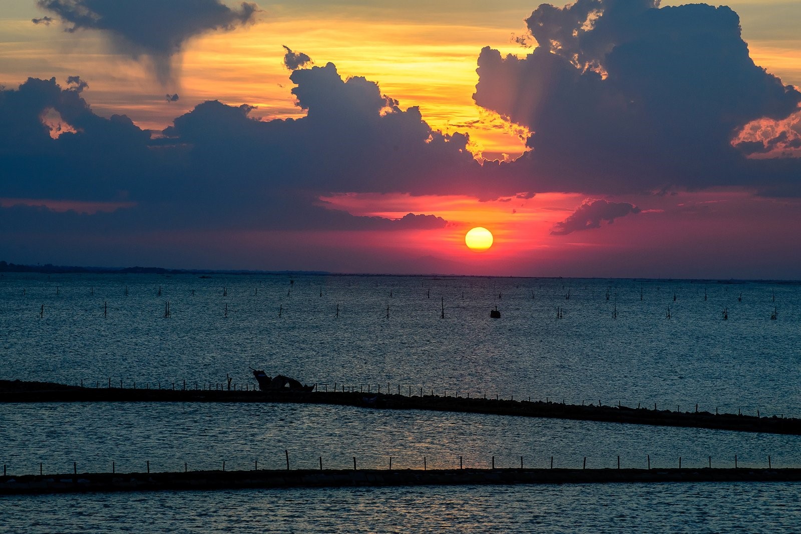 VeMayBayDiHue